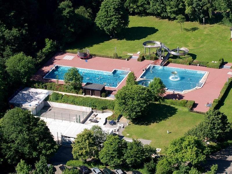 Villa Holgenbach - Penthouse- Und Ferienwohnung Im Nationalpark Eifel Шлайден Екстериор снимка